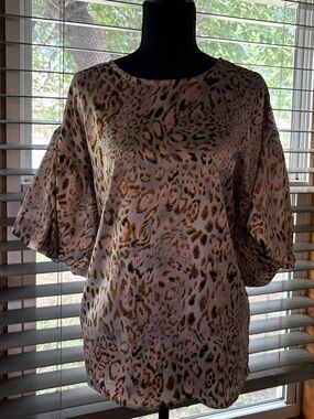 TCEC Pink Leopard Print Puff Sleeve Blouse